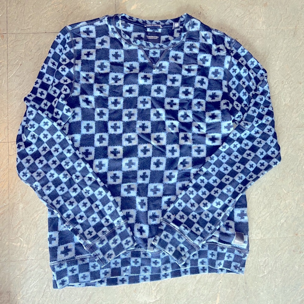LIKE NEW! Super comfy and warm barely worn scotch and soda sweatshirt.